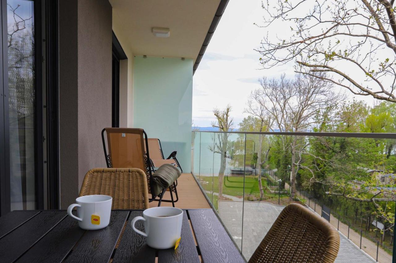 Platán Beach Apartman Balatonboglár Kültér fotó